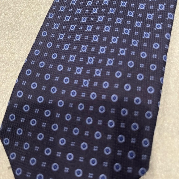 ❤️2/$50❤️[W3”]Robert Talbott Best of Class Blue Textured Silk Patterned Tie - Picture 4 of 7